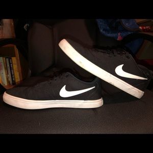 Nike Canvas Shoes